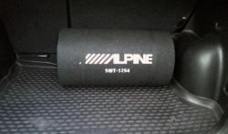 Alpine, SWT-12S4 with 12" subwoofer 